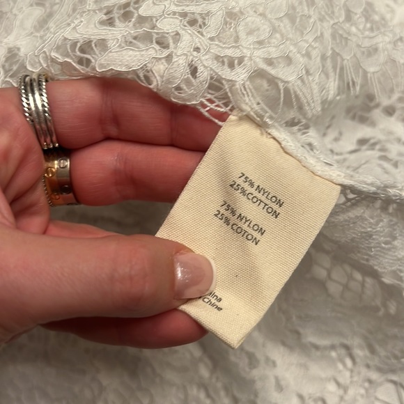 L'AGENCE FERN SHORT SLEEVE LACE SHIRT - Picture 6 of 8